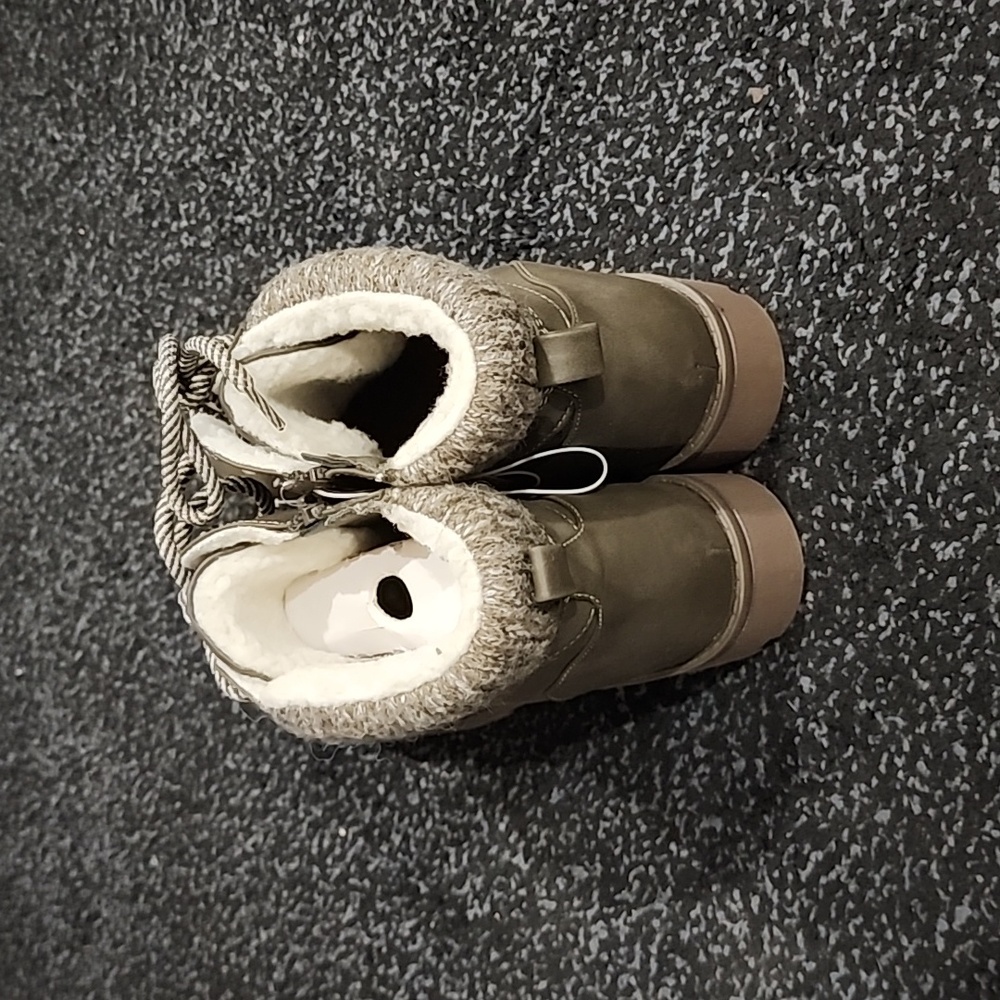 Falls Creek Ankle Boot NWT - Picture 3 of 5